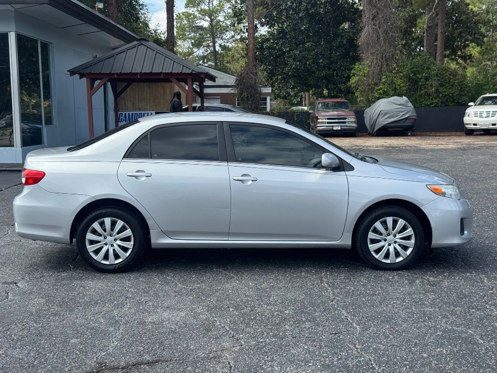 2013 Toyota Corolla - $12,800