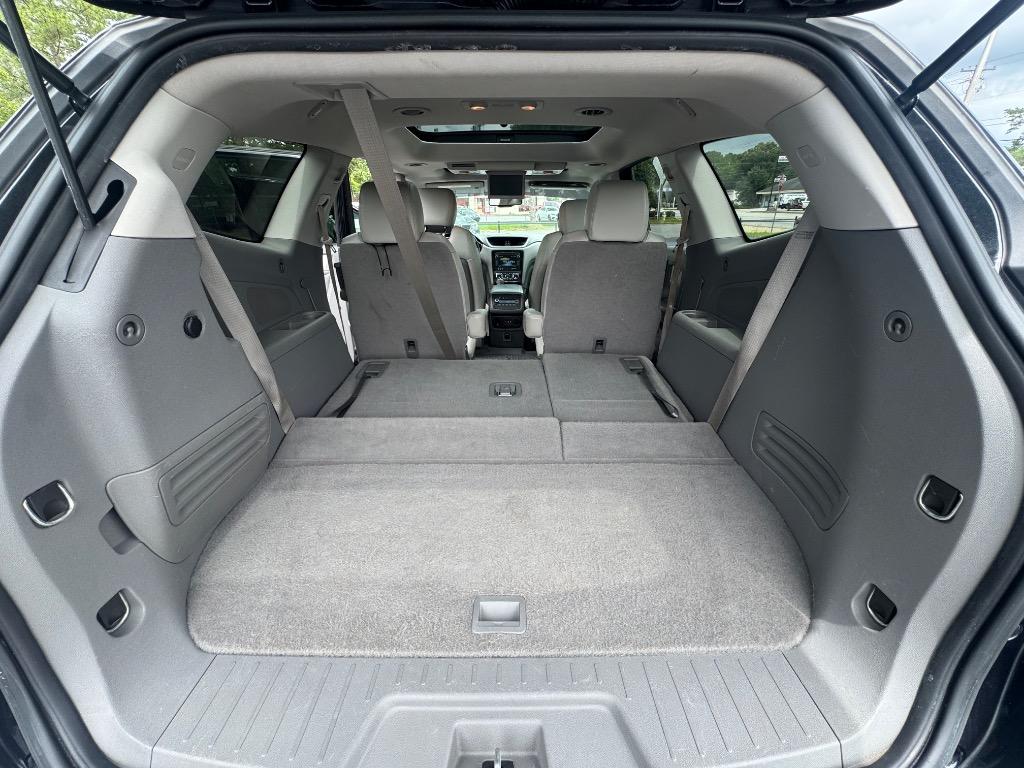 2015 Chevrolet Traverse - $8,995