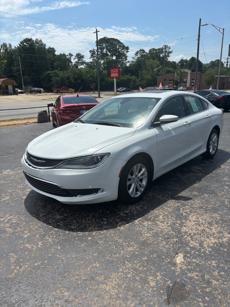 2016 Chrysler 200 Limited photo