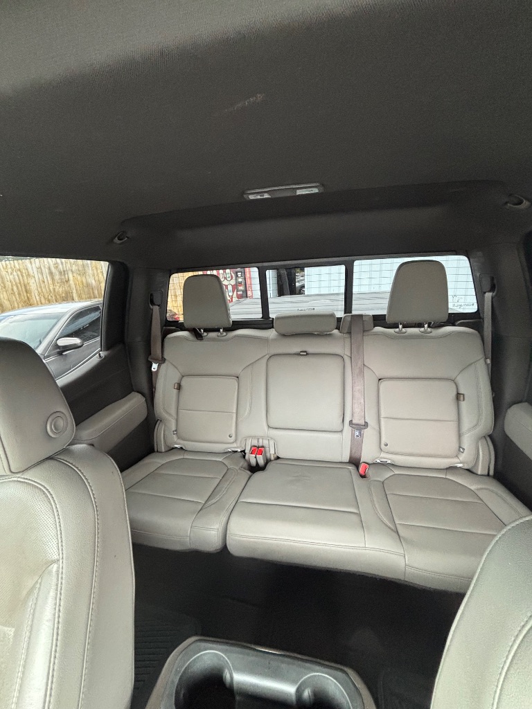 2019 GMC Sierra 1500 SLT photo