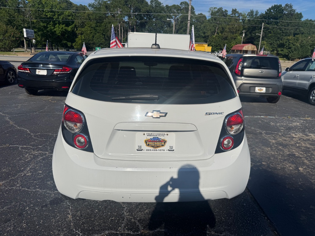 2015 Chevrolet Sonic - $5,500