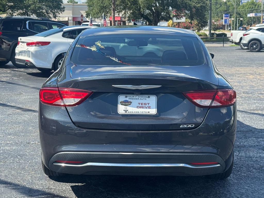 2016 Chrysler 200 - $8,950