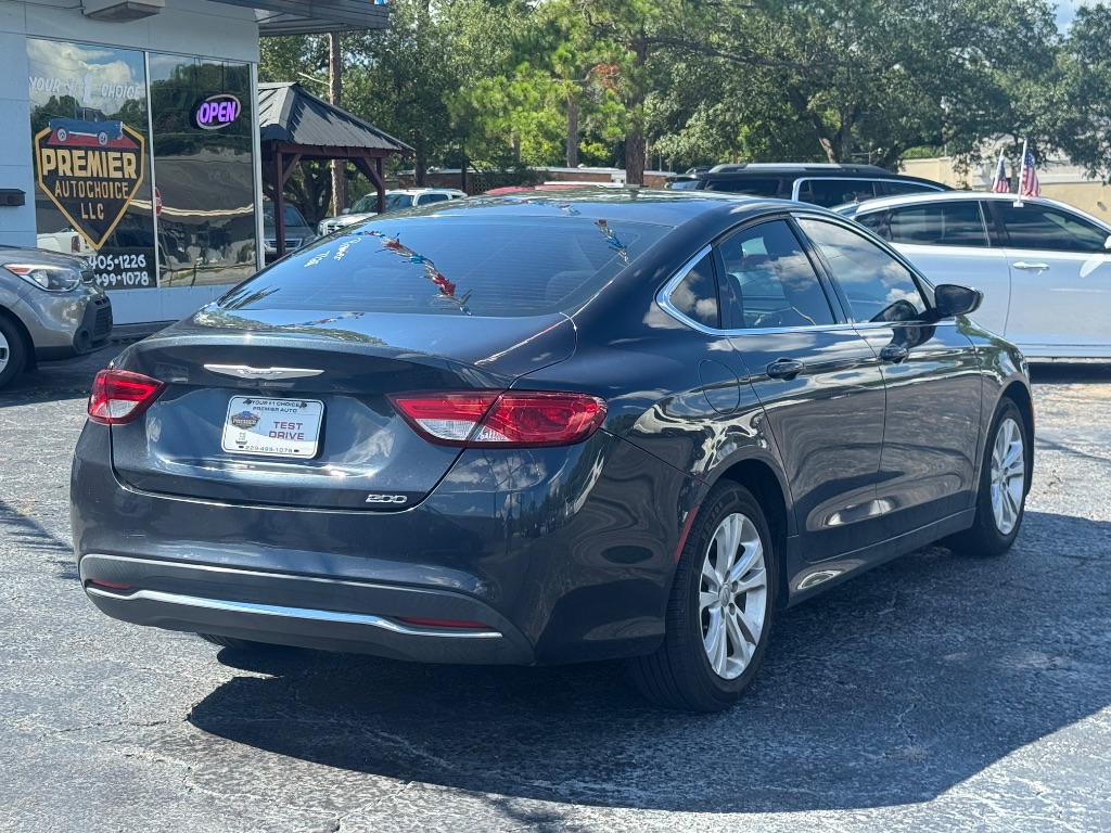 2016 Chrysler 200 - $8,950