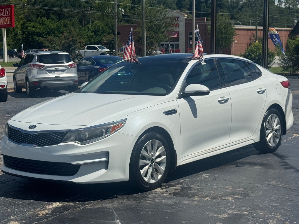 2016 Kia Optima - $10,200