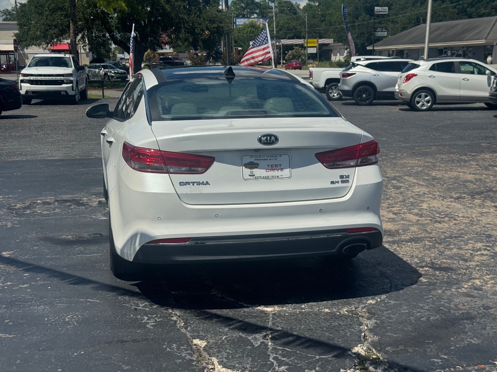 2016 Kia Optima - $10,200