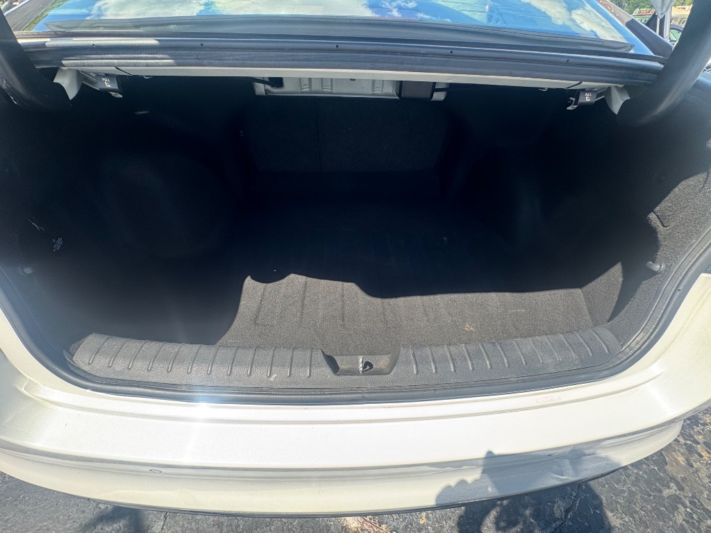 2016 Kia Optima - $10,200