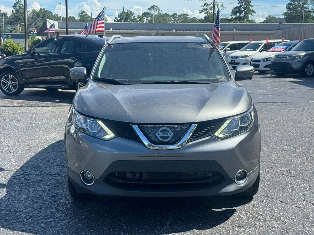 2018 Nissan Rogue - $9,800