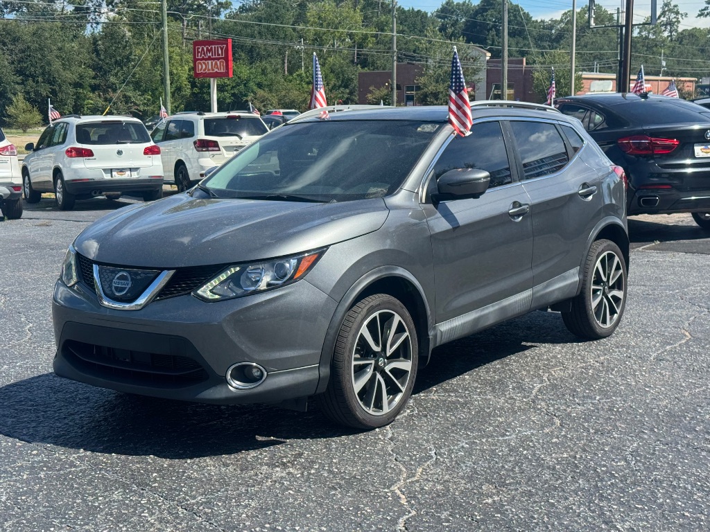 2018 Nissan Rogue - $9,800