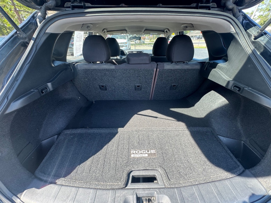 2018 Nissan Rogue - $9,850