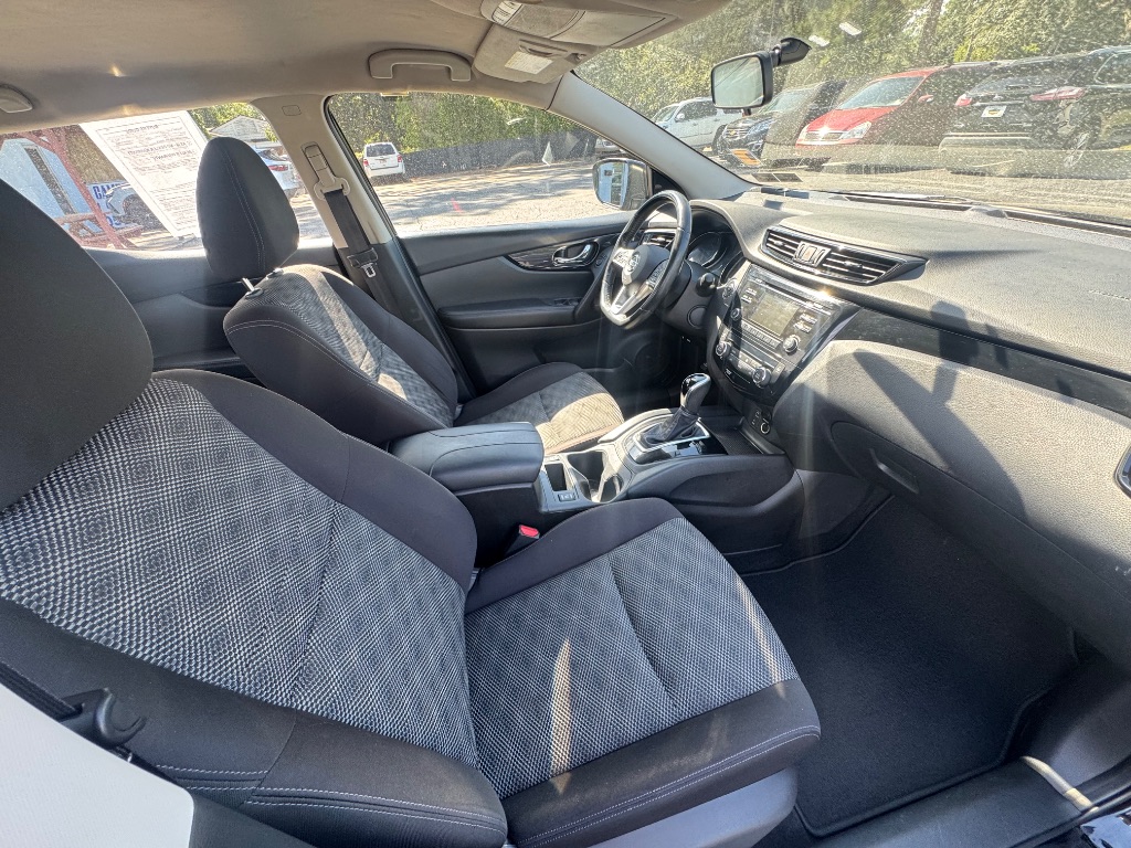 2018 Nissan Rogue - $9,850