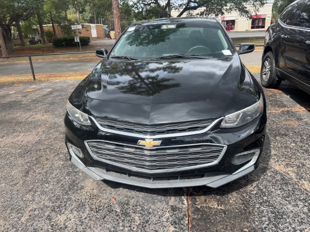 2017 Chevrolet Malibu - $12,900
