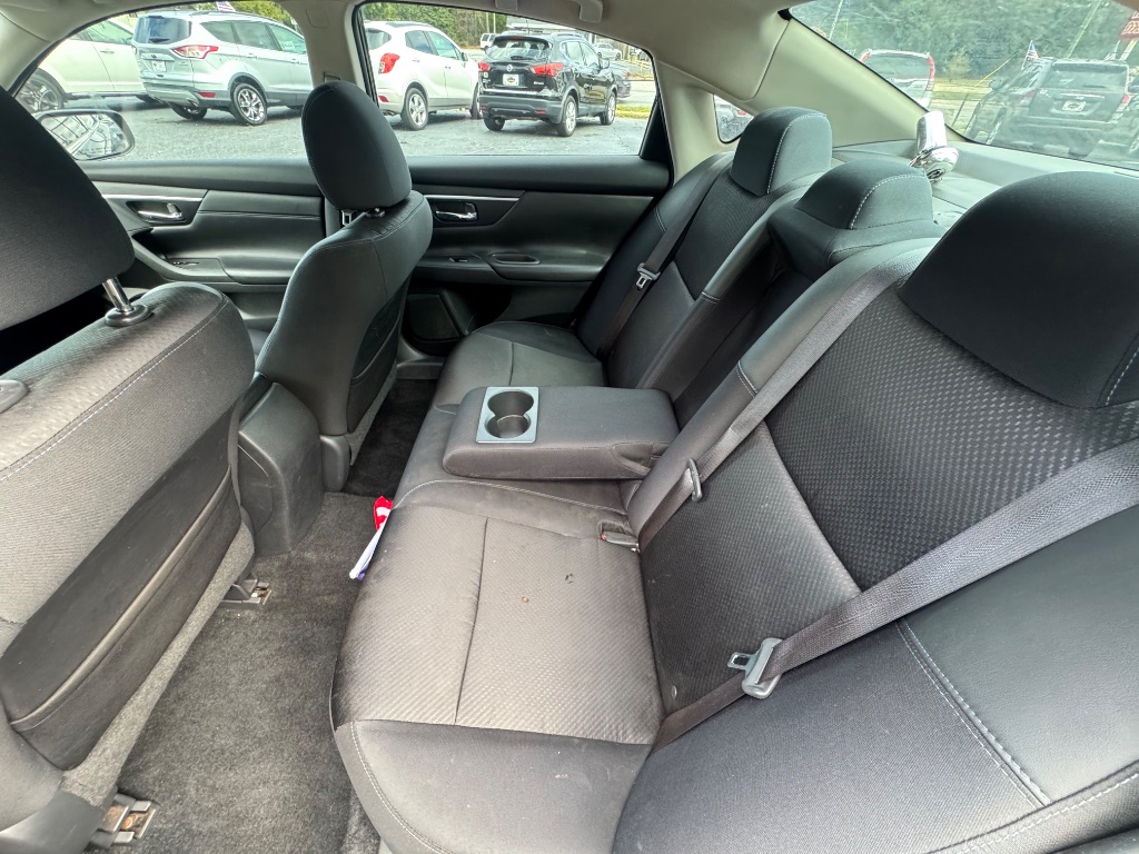 2017 Nissan Altima - $7,900