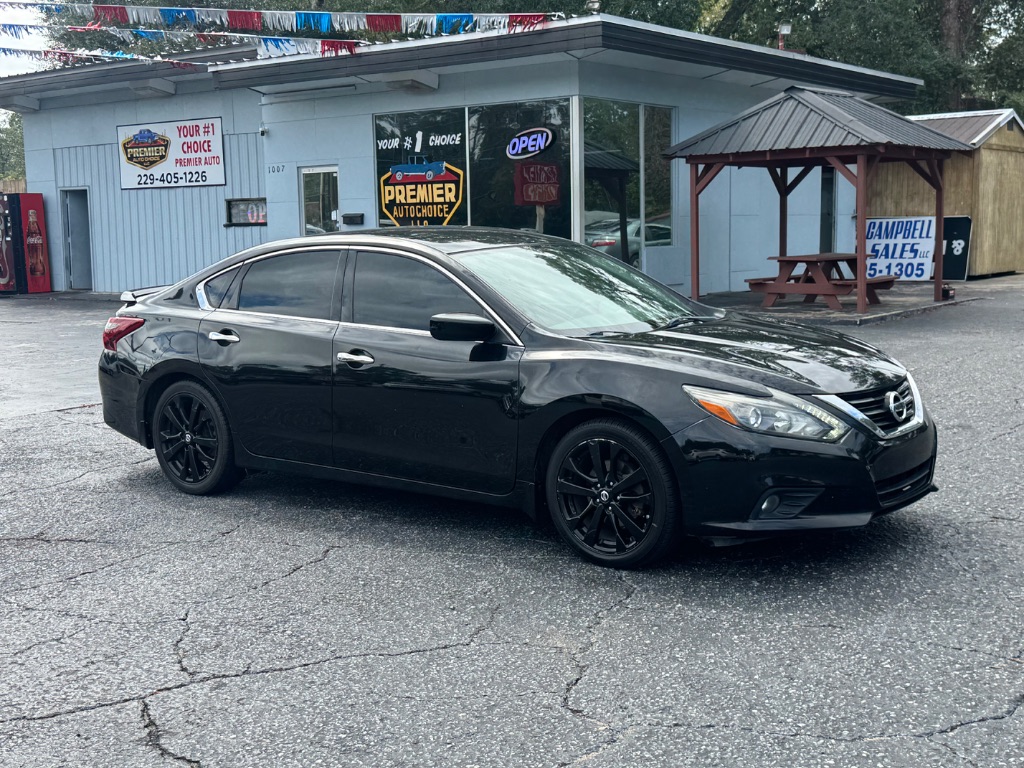 2017 Nissan Altima - $7,900
