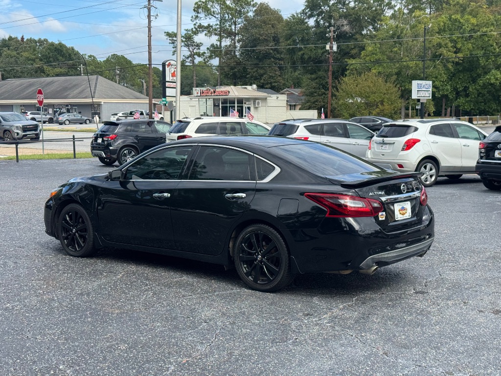 2017 Nissan Altima - $7,900