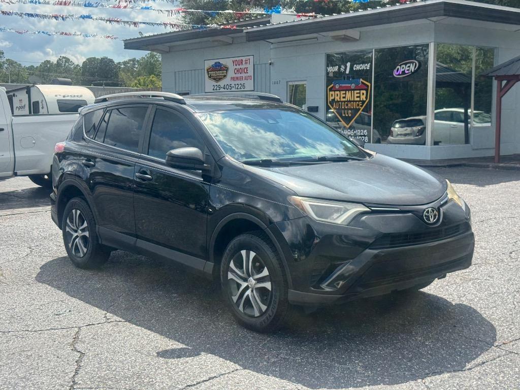 2018 Toyota RAV4 - $15,500