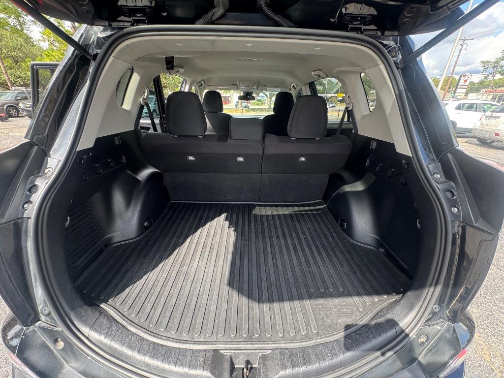 2018 Toyota RAV4 - $15,500
