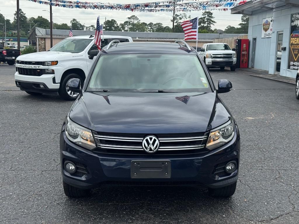 2015 Volkswagen Tiguan - $11,495