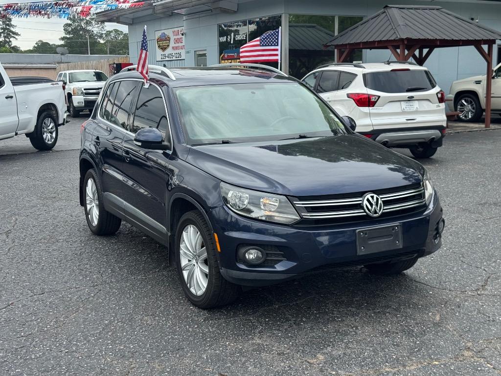 2015 Volkswagen Tiguan - $11,495
