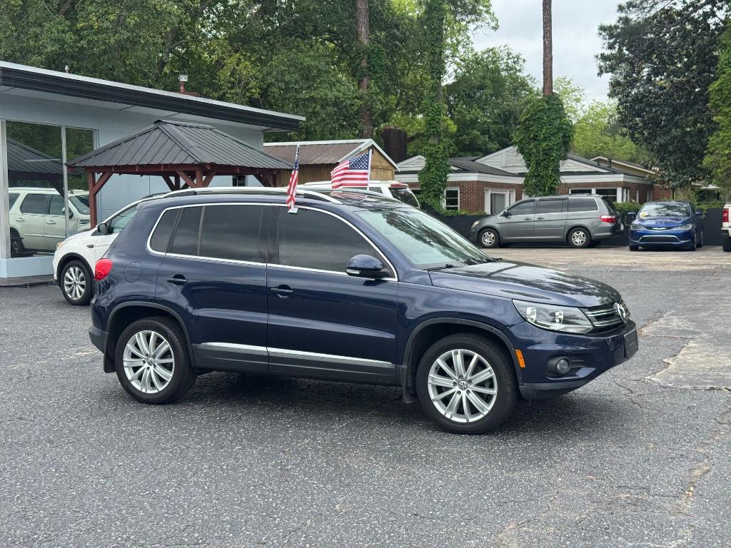 2015 Volkswagen Tiguan - $11,495