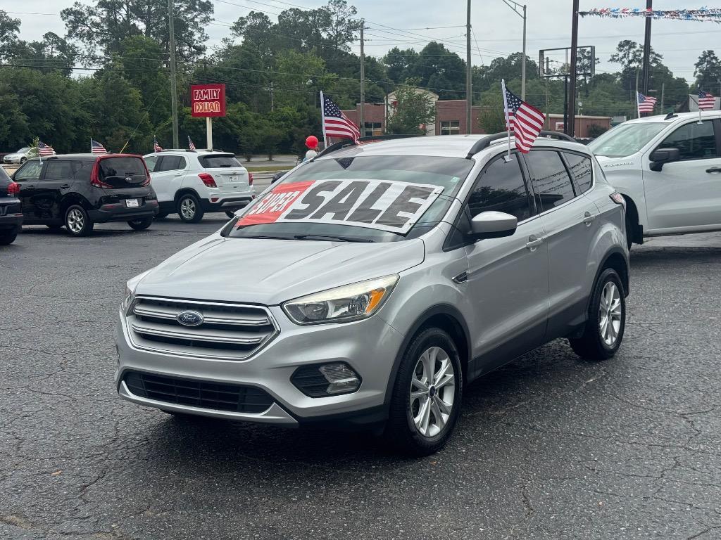 2015 Ford Escape - $10,450