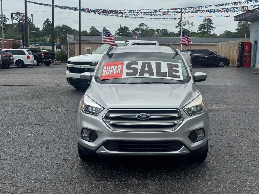 2015 Ford Escape - $10,450