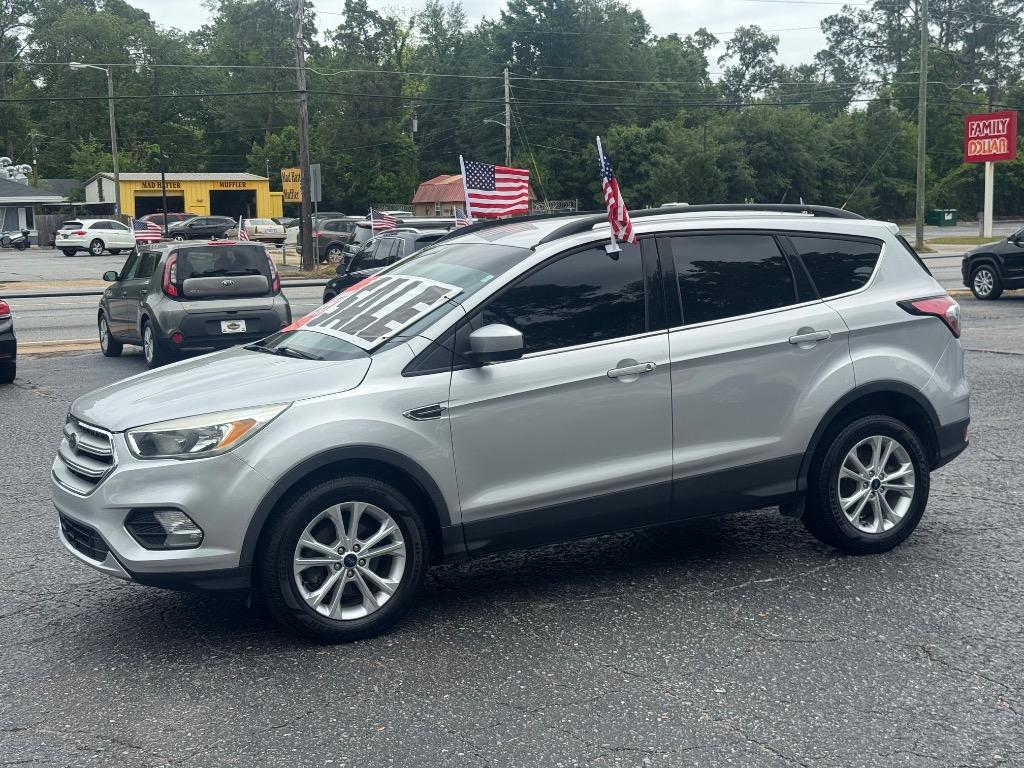 2015 Ford Escape - $10,450
