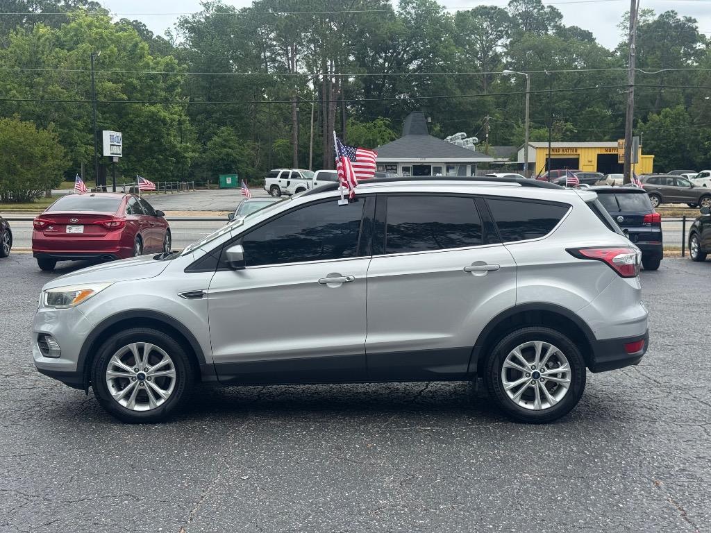 2015 Ford Escape - $10,450