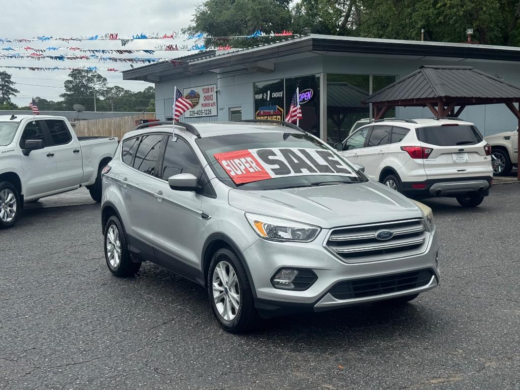 2015 Ford Escape - $10,450