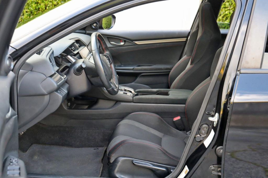 2017 Honda Civic Si photo