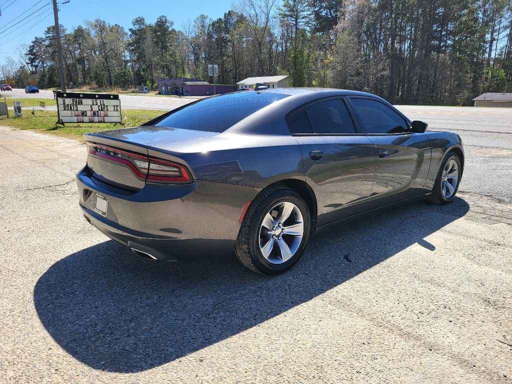 2016 Dodge Charger SXT photo