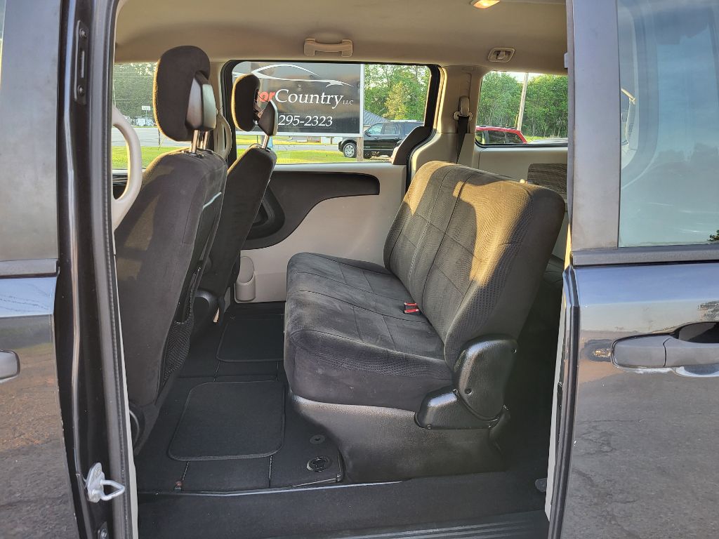 2013 Dodge Grand Caravan SE photo