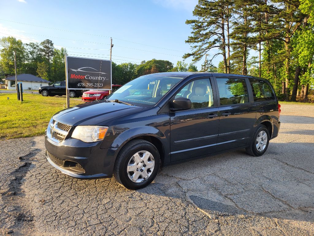 2013 Dodge Grand Caravan SE photo