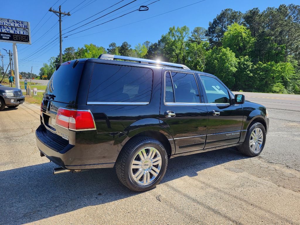 2008 Lincoln Navigator photo