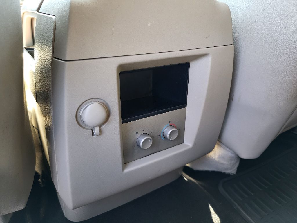 2008 Lincoln Navigator photo