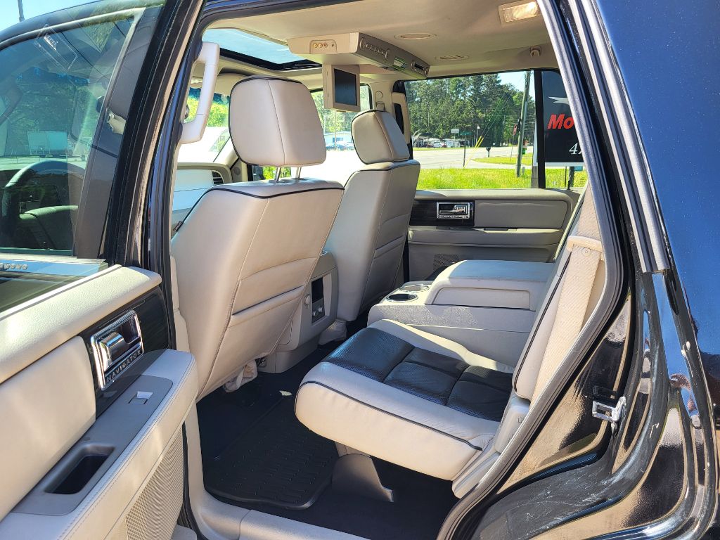 2008 Lincoln Navigator photo