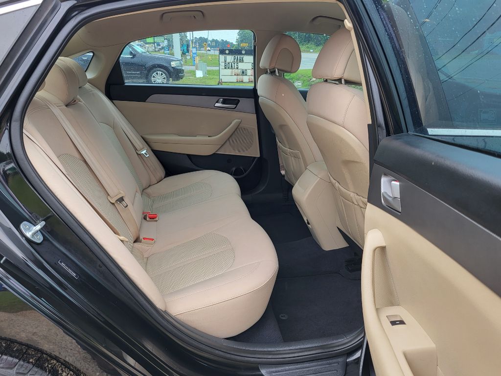 2016 Hyundai Sonata SE photo