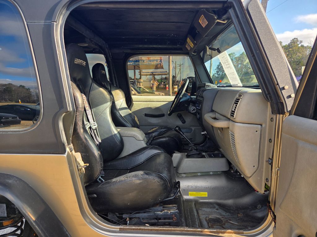 2003 Jeep Wrangler - $11,500