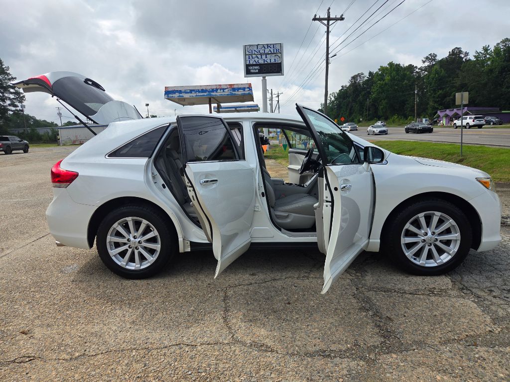 2011 Toyota Venza - $7,900