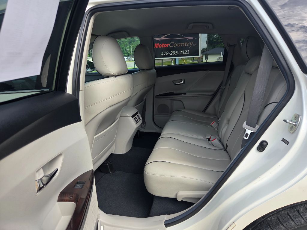 2011 Toyota Venza - $7,900