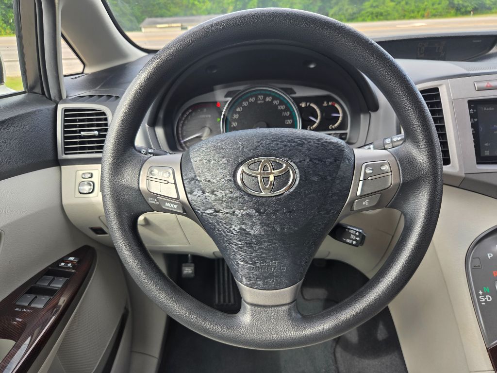 2011 Toyota Venza - $7,900