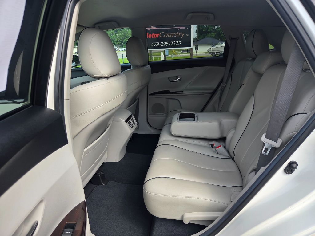 2011 Toyota Venza - $7,900