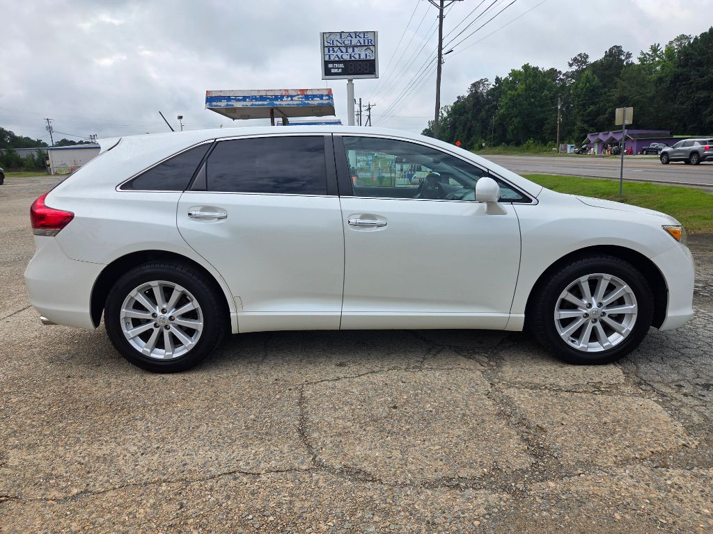 2011 Toyota Venza - $7,900
