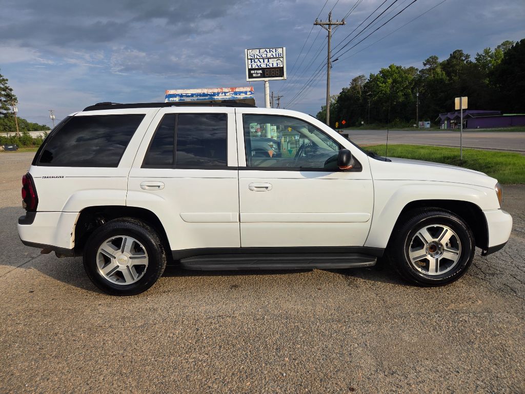 2005 Chevrolet Blazer - $2,900