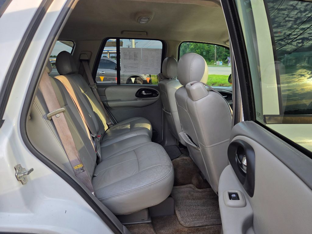 2005 Chevrolet Blazer - $2,900