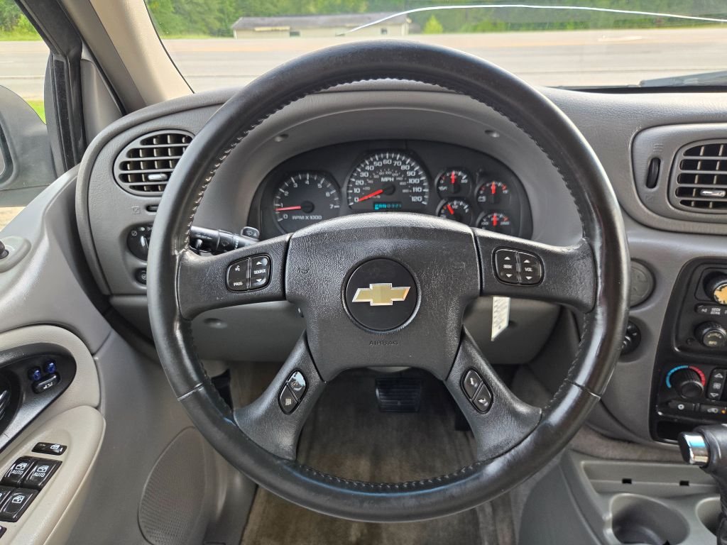 2005 Chevrolet Blazer - $2,900