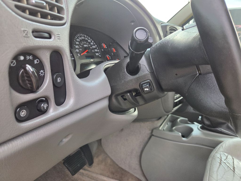 2005 Chevrolet Blazer - $2,900