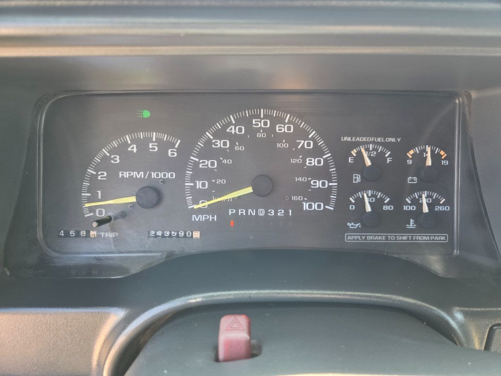 1998 Chevrolet Gmt-400 - $4,900