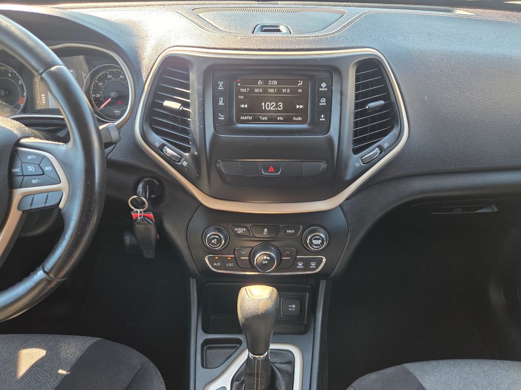 2014 Jeep Cherokee - $5,500