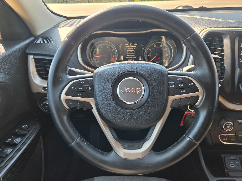 2014 Jeep Cherokee - $5,500