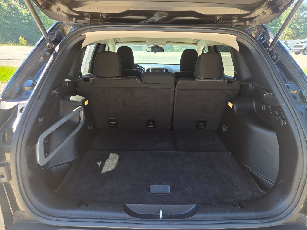 2014 Jeep Cherokee - $5,500